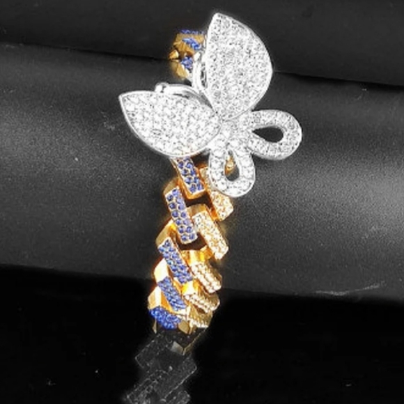 Cuban Link Butterfly Bracelet - Picture 3 of 4